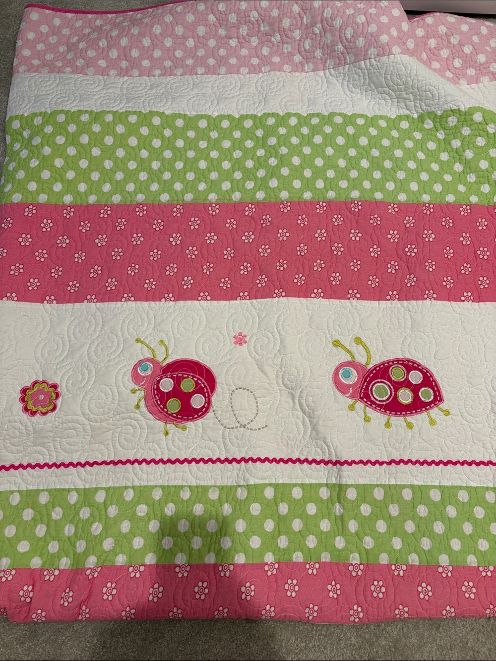 Twin Pink & Green Ladybug Quilt/Sham Bedding
